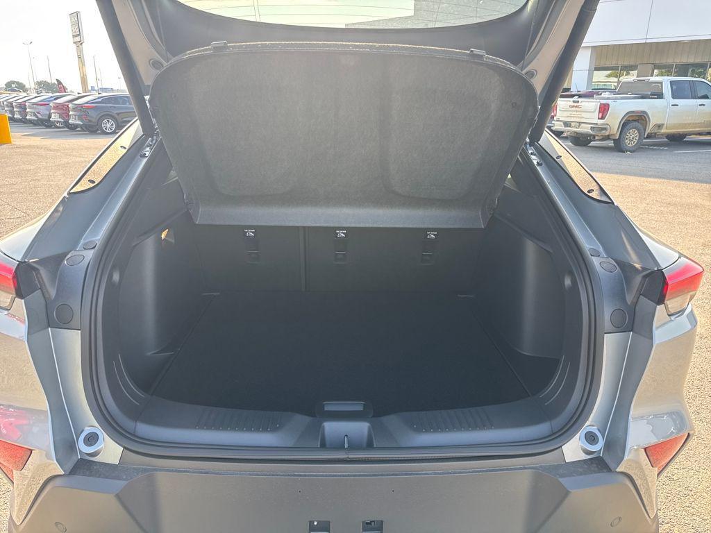 new 2025 Buick Envista car, priced at $26,798