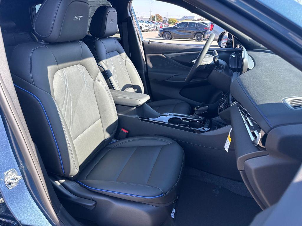 new 2026 Buick Envista car, priced at $29,997