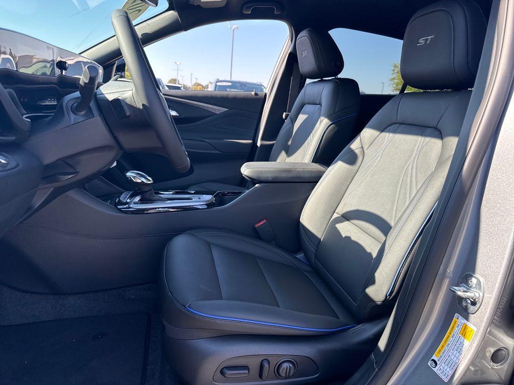 new 2026 Buick Envista car, priced at $29,997