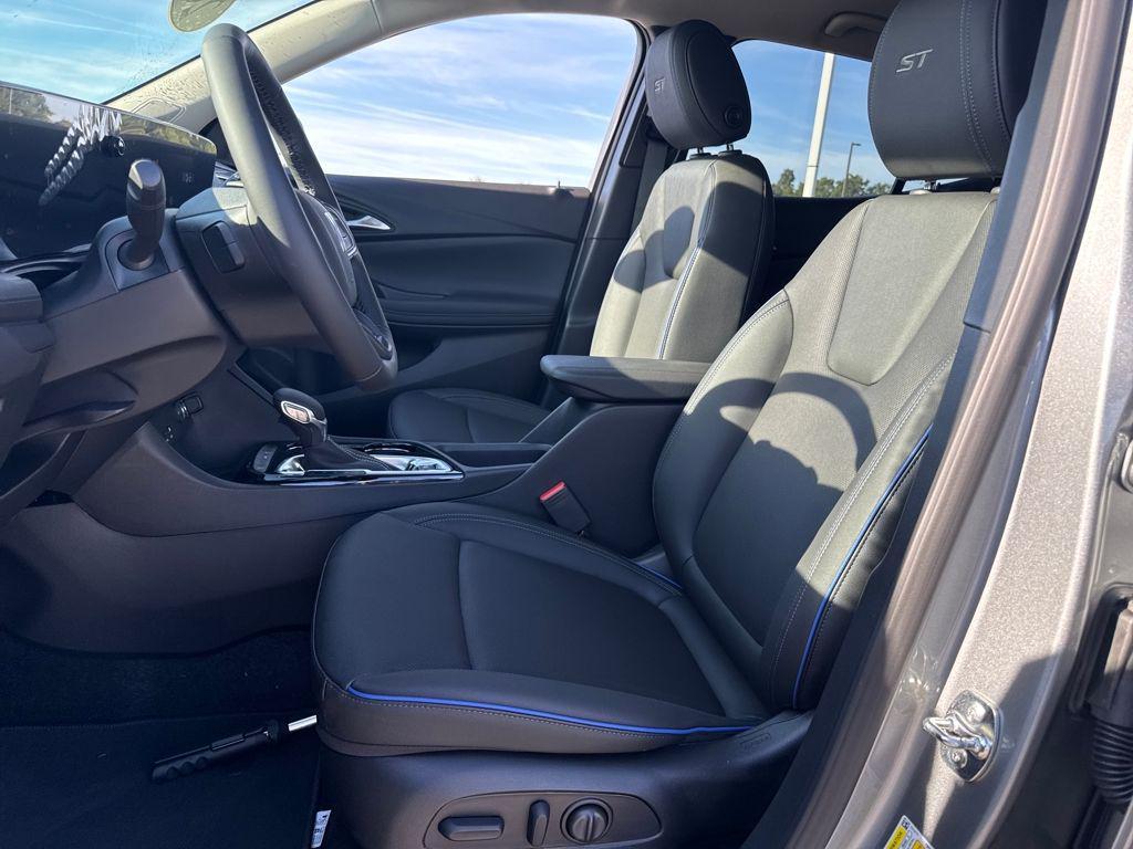 new 2026 Buick Encore GX car, priced at $31,826