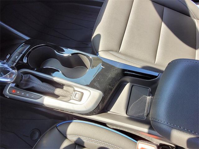 new 2025 Buick Envista car, priced at $30,755