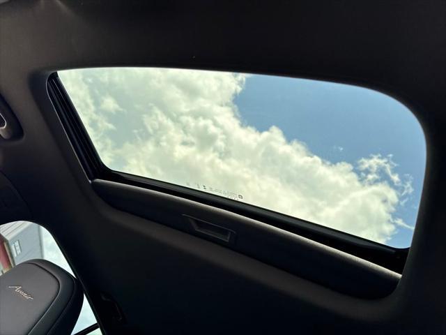 new 2025 Buick Envista car