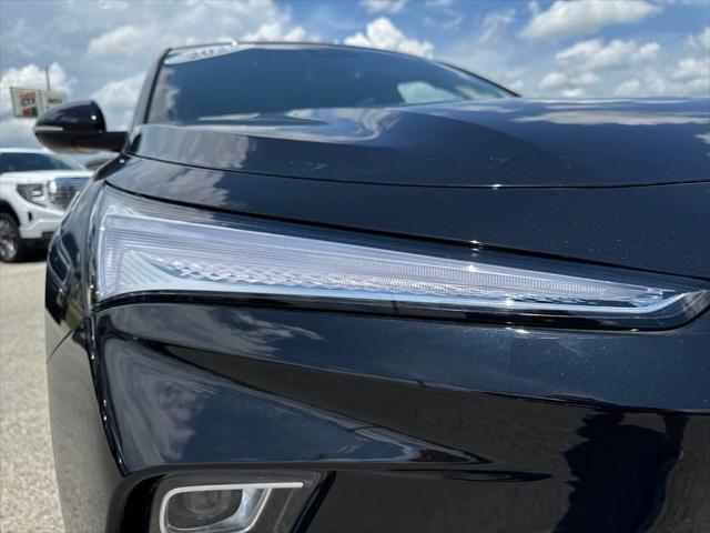 new 2025 Buick Envista car