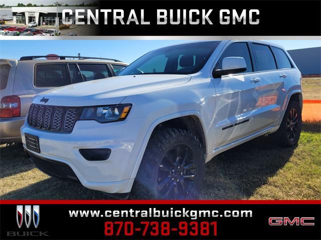 used 2017 Jeep Grand Cherokee car, priced at $20,997