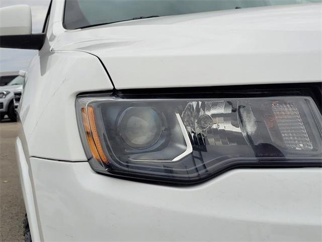 used 2017 Jeep Grand Cherokee car, priced at $20,997