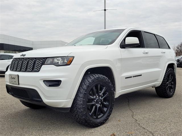 used 2017 Jeep Grand Cherokee car, priced at $20,997