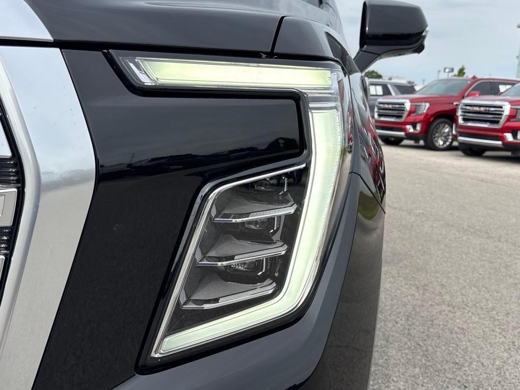 new 2025 GMC Yukon XL car, priced at $98,519