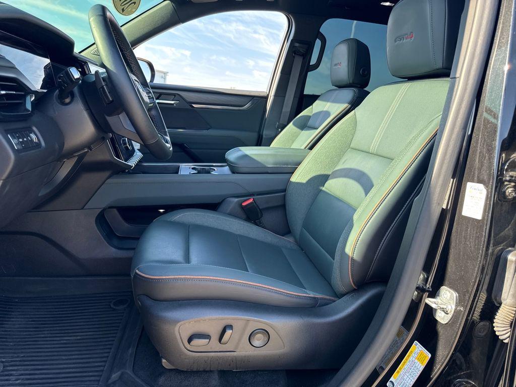 used 2024 GMC Acadia car, priced at $48,997