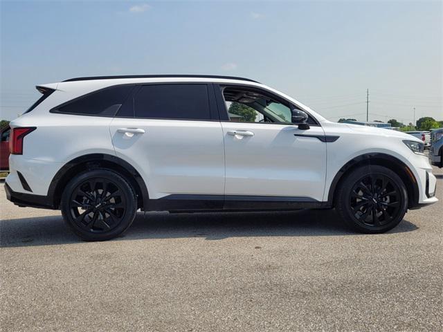 used 2022 Kia Sorento car, priced at $28,493