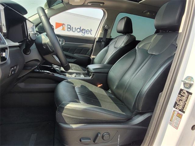 used 2022 Kia Sorento car, priced at $28,493