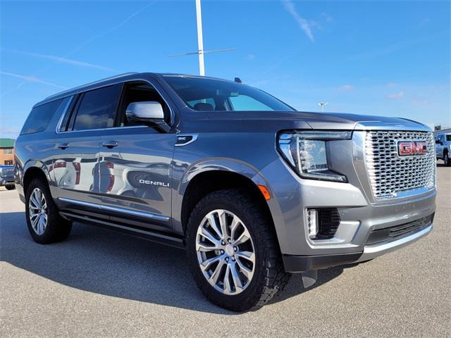 used 2022 GMC Yukon XL car, priced at $63,997