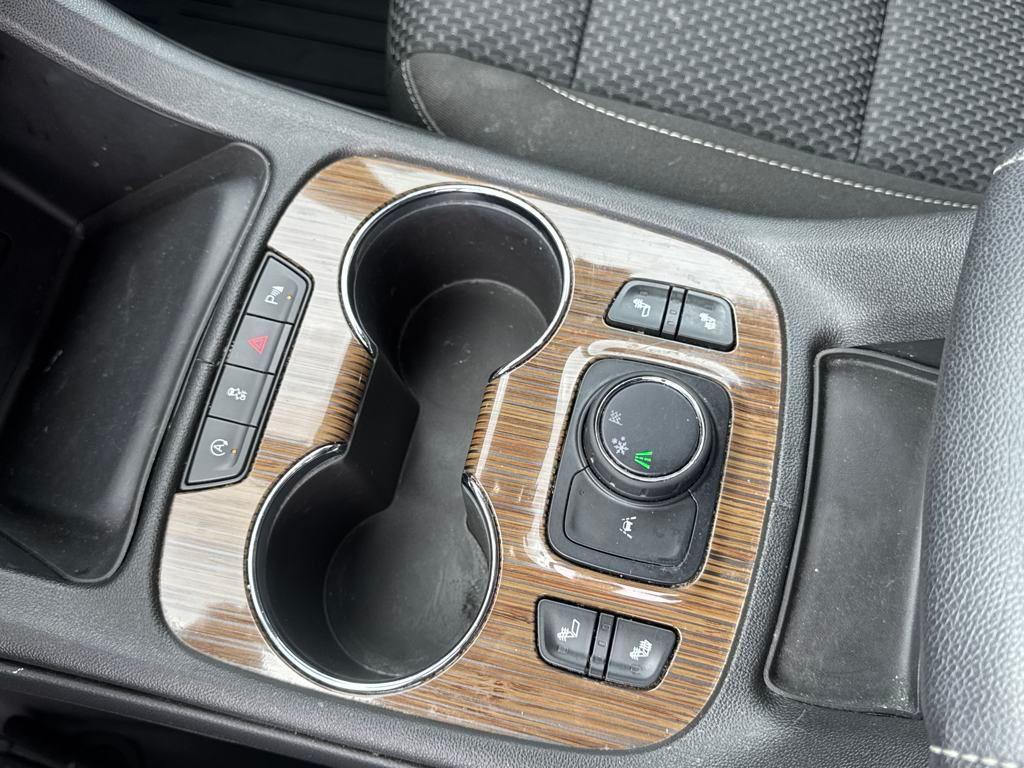 used 2022 GMC Acadia car, priced at $27,994