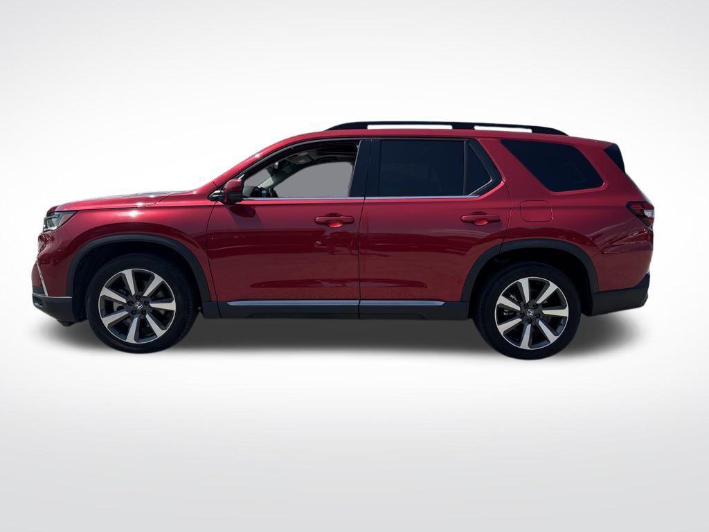 used 2023 Honda Pilot car, priced at $44,997