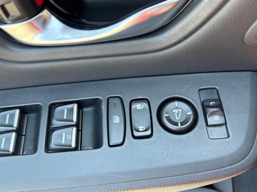 used 2023 Honda Pilot car, priced at $44,997