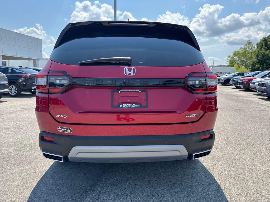 used 2023 Honda Pilot car, priced at $40,997