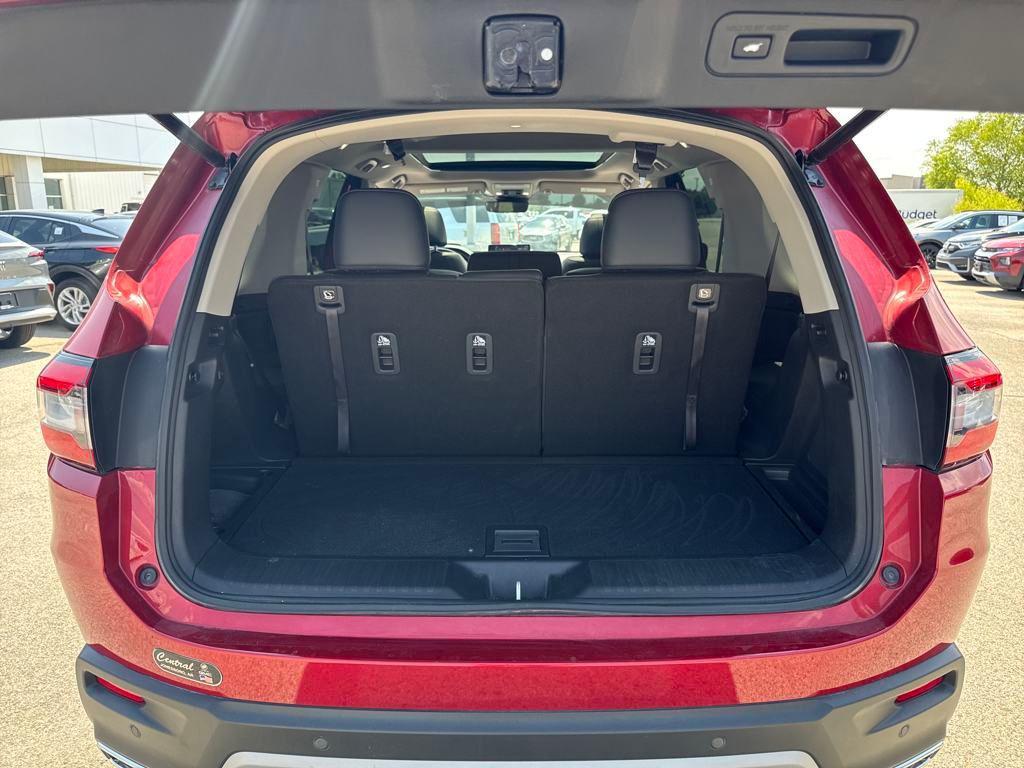 used 2023 Honda Pilot car, priced at $44,997