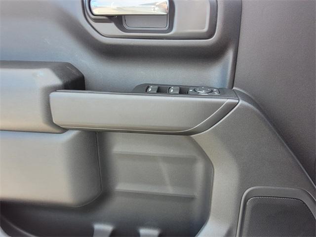 new 2025 GMC Sierra 1500 car, priced at $51,640