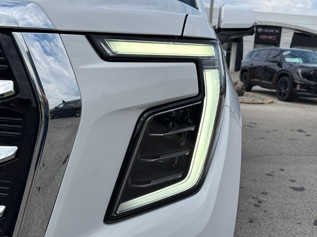 new 2025 GMC Yukon car, priced at $75,740