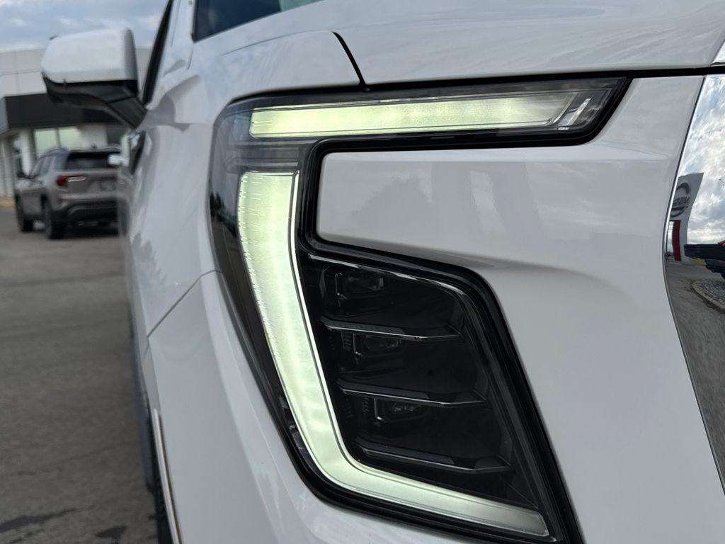 new 2025 GMC Yukon car, priced at $75,740