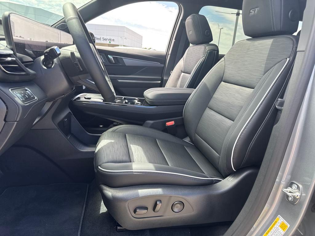 new 2026 Buick Enclave car, priced at $58,583
