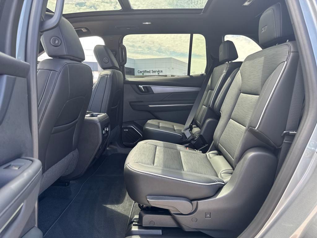 new 2026 Buick Enclave car, priced at $58,583