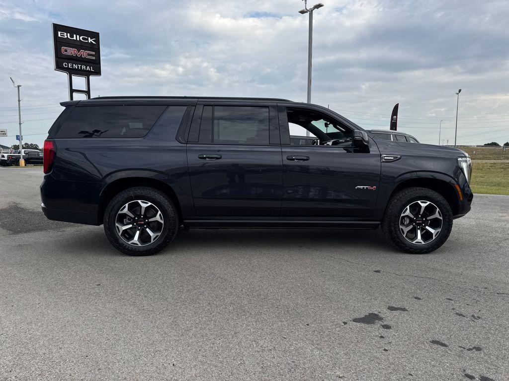 new 2025 GMC Yukon XL car, priced at $94,284