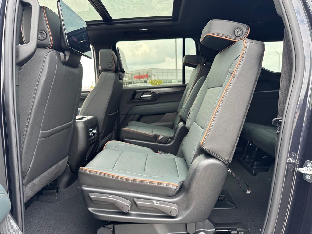 new 2025 GMC Yukon XL car, priced at $94,284