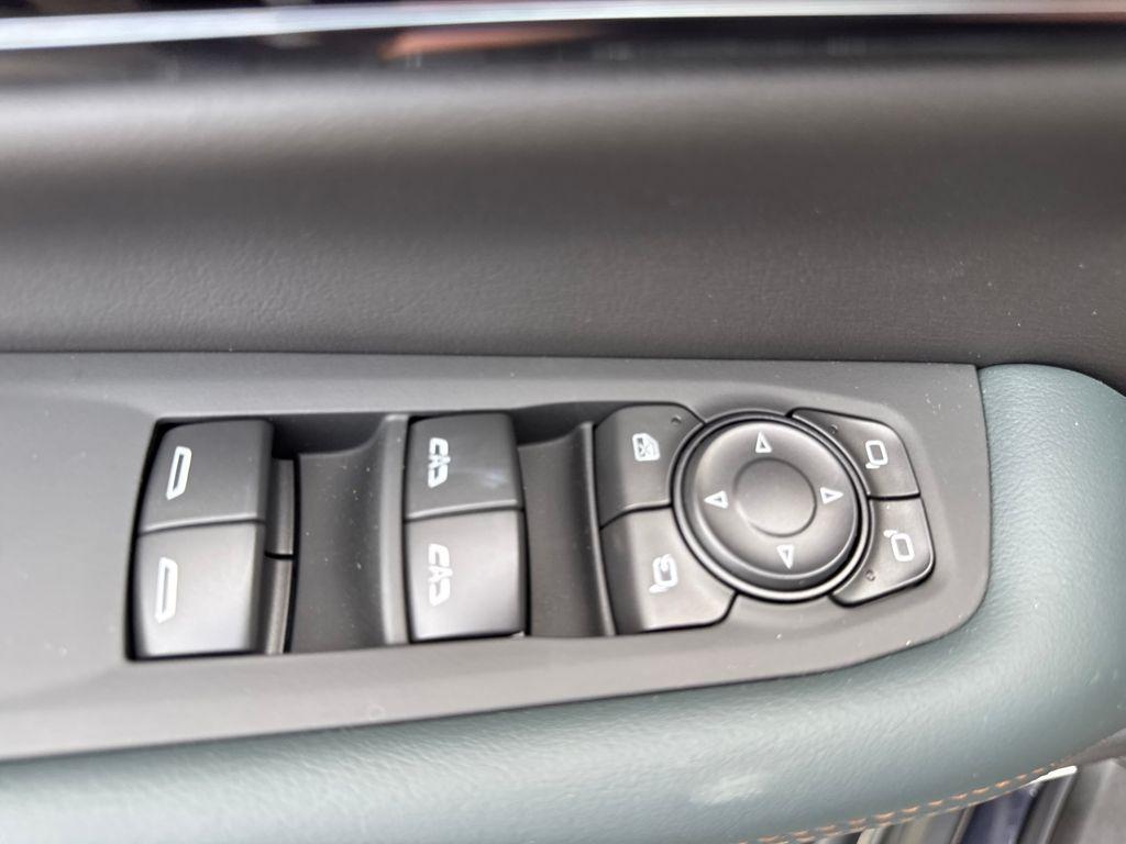 new 2025 GMC Yukon XL car, priced at $94,284