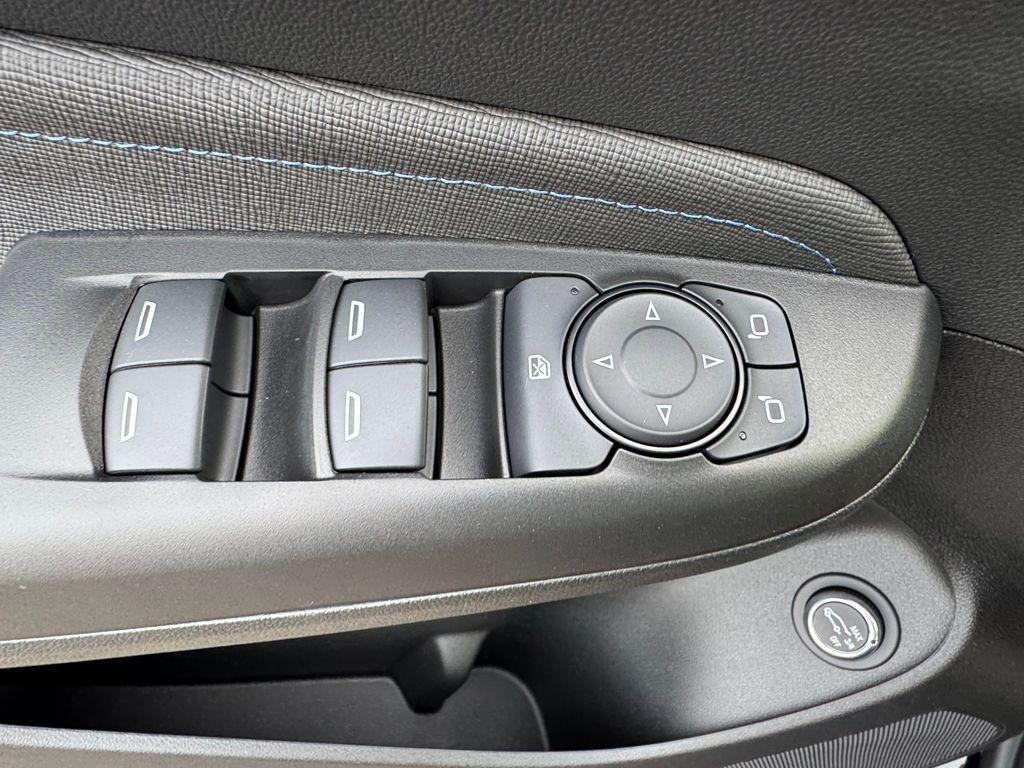 new 2026 Buick Envista car, priced at $29,512