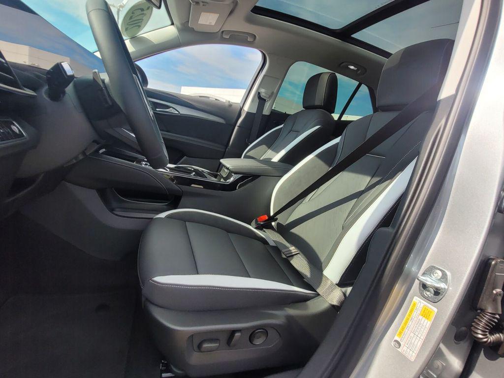 new 2025 Buick Envision car, priced at $40,236