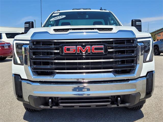 new 2025 GMC Sierra 2500 car, priced at $54,130