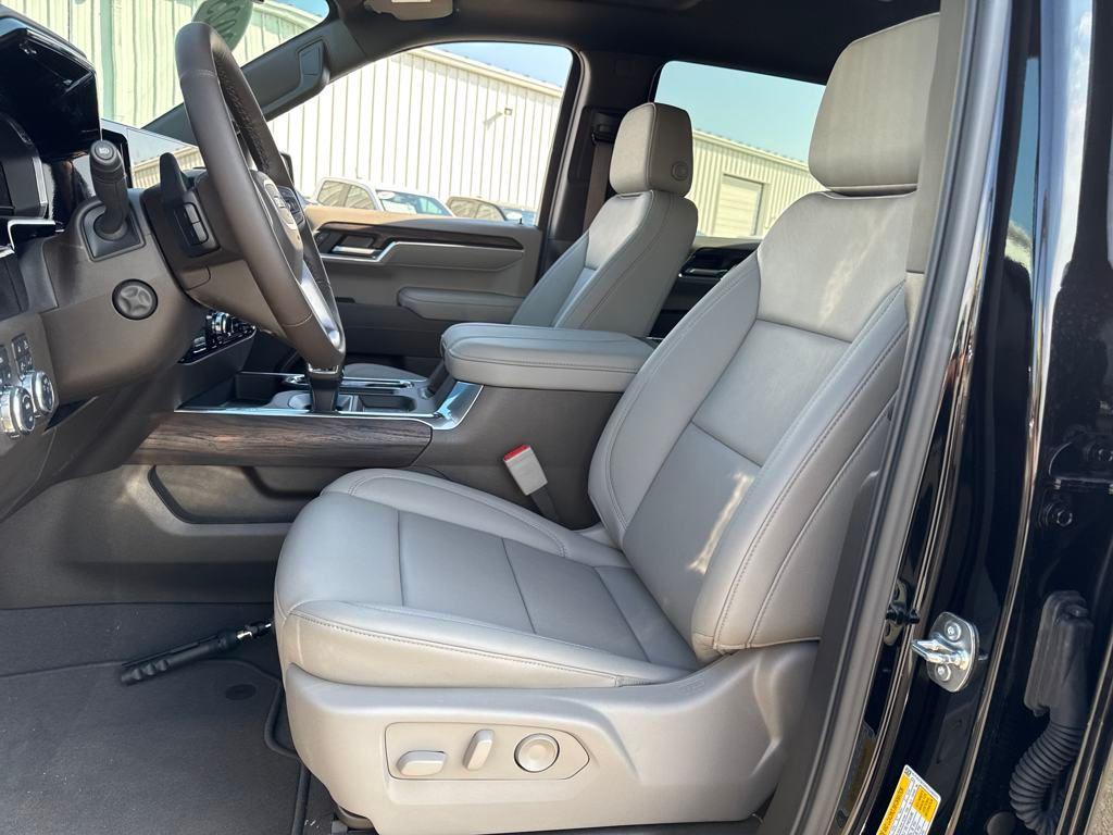 new 2025 GMC Sierra 1500 car, priced at $59,830