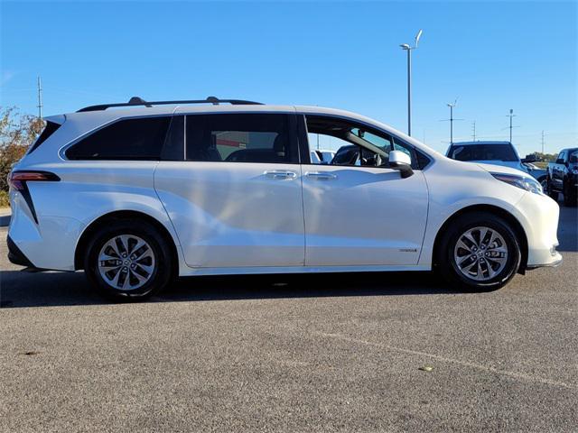 used 2021 Toyota Sienna car, priced at $37,997