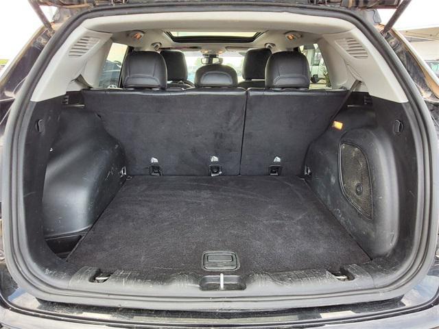 used 2022 Jeep Compass car, priced at $20,396