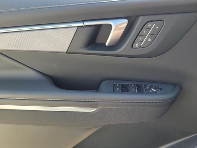 new 2025 Buick Enclave car