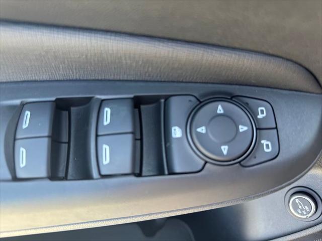 new 2025 Buick Envista car