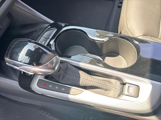 new 2025 Buick Envista car