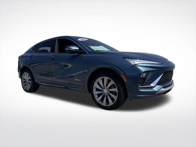 new 2025 Buick Envista car