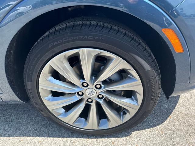 new 2025 Buick Envista car