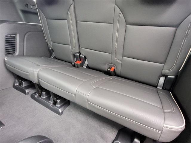 new 2025 GMC Yukon XL car, priced at $76,610