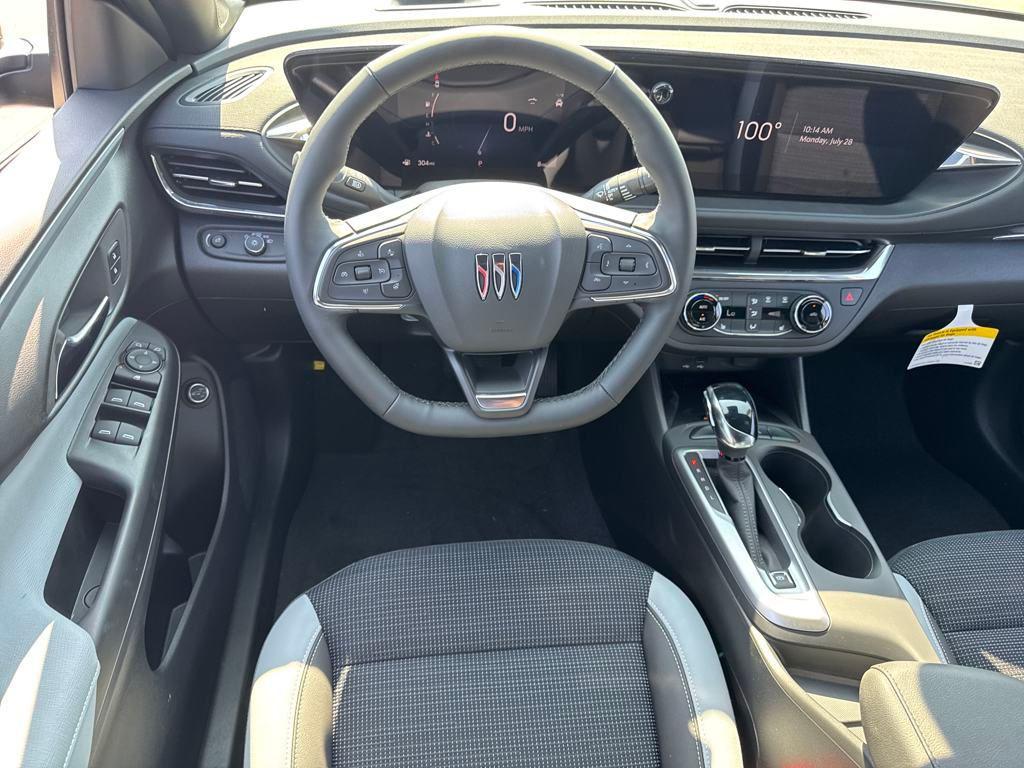 new 2025 Buick Envista car, priced at $25,682