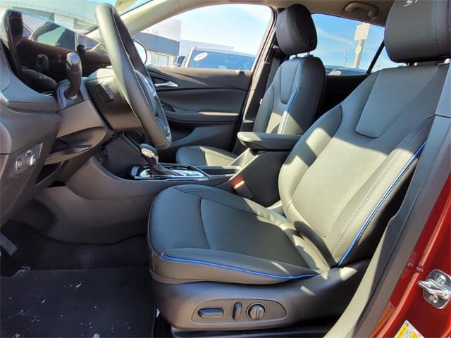 new 2025 Buick Encore GX car, priced at $31,855