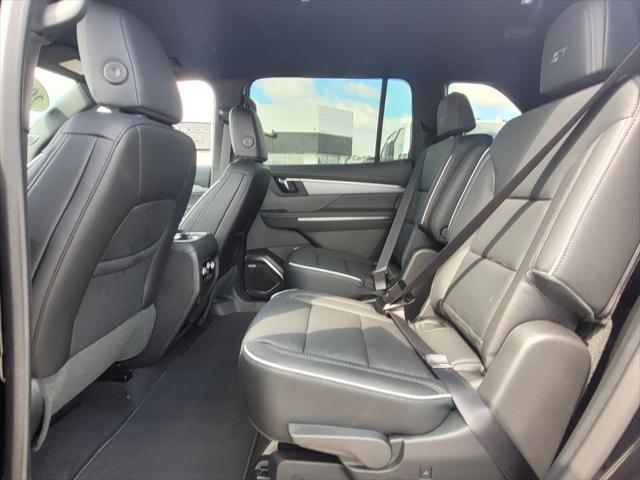 new 2025 Buick Enclave car, priced at $51,370