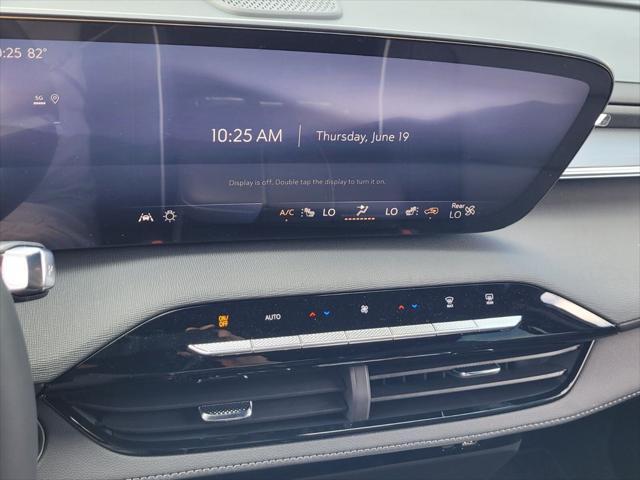 new 2025 Buick Enclave car, priced at $51,370