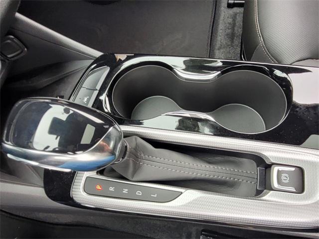 new 2025 Buick Envista car, priced at $32,225