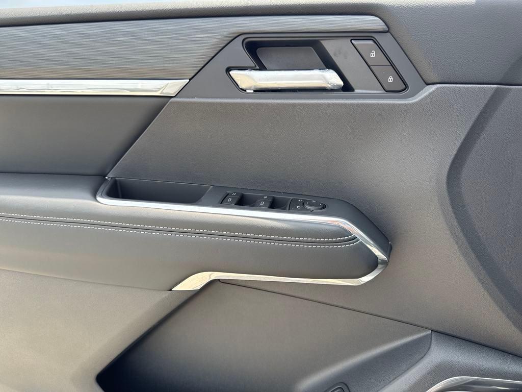new 2026 GMC Acadia car, priced at $52,055
