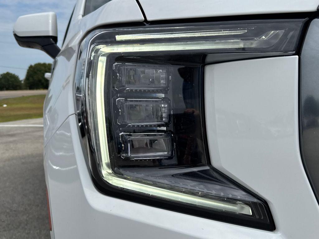 used 2022 GMC Yukon car, priced at $54,997