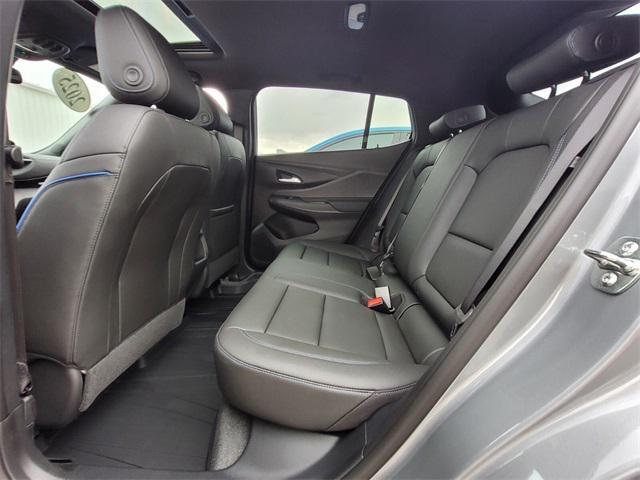 new 2025 Buick Envista car, priced at $30,755