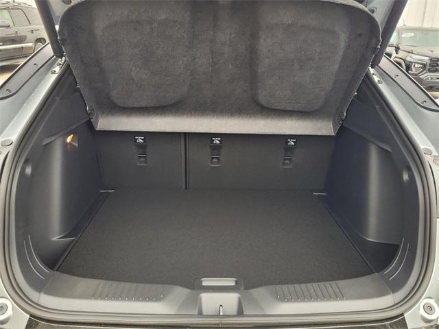 new 2025 Buick Envista car, priced at $30,755