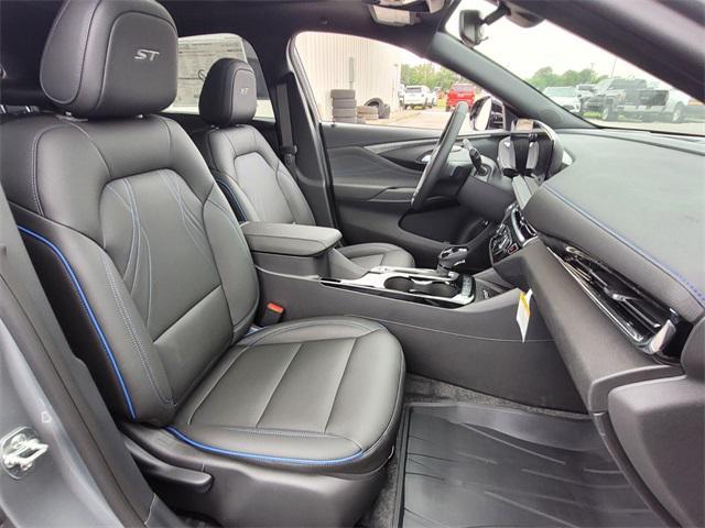 new 2025 Buick Envista car, priced at $30,755